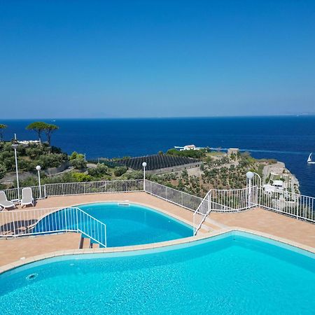 Hotel Villa Lubrense Sorrento Massa Lubrense Exterior foto